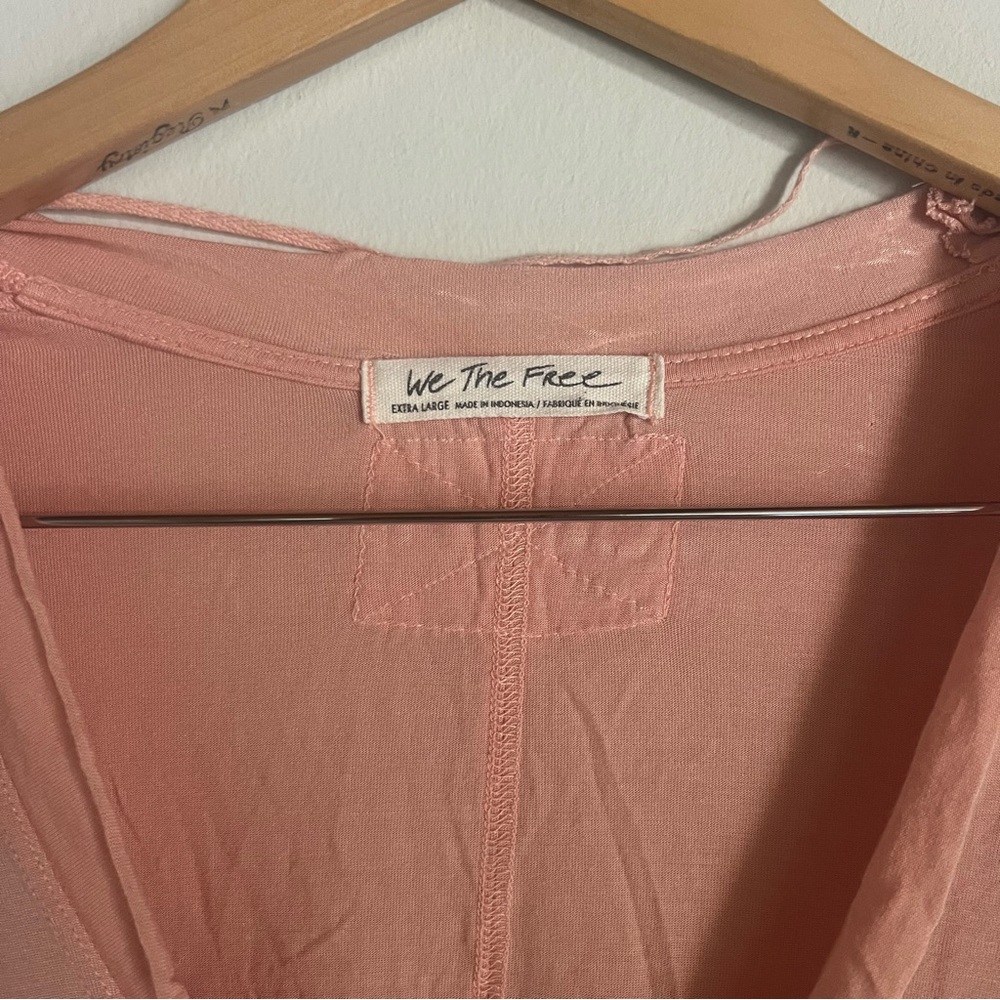 Free People We The Free Colby long sleeve top Pink Peachy Size XL Lightweight - Picture 3 of 5